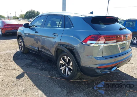 2024 Volkswagen Atlas Cross Sport 2.0T Se z USA, uszkodzony, nr VIN 1V2DE2CA5RC233692